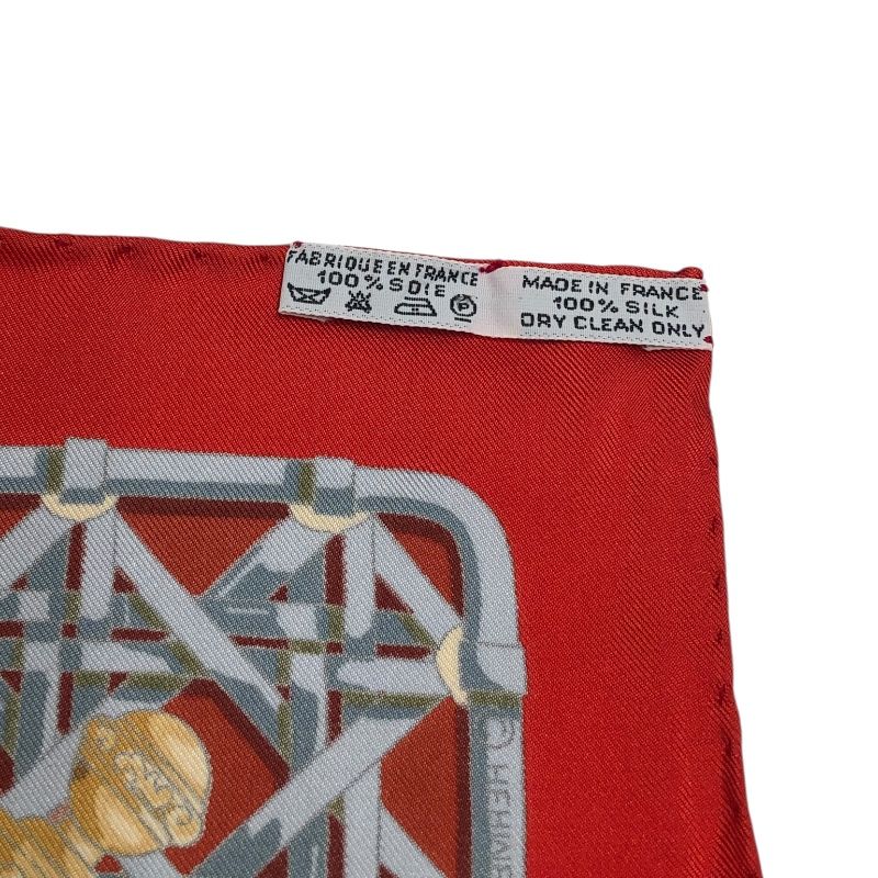 エルメス HERMES カレ90 FEUX DE ROUTE レッド シルク ユニセックス スカーフ