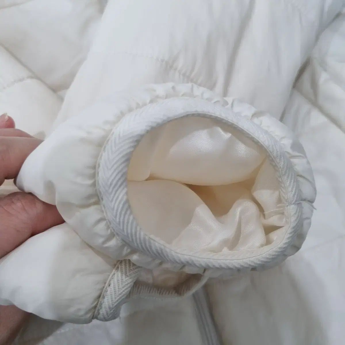 MLB フードTシャツ