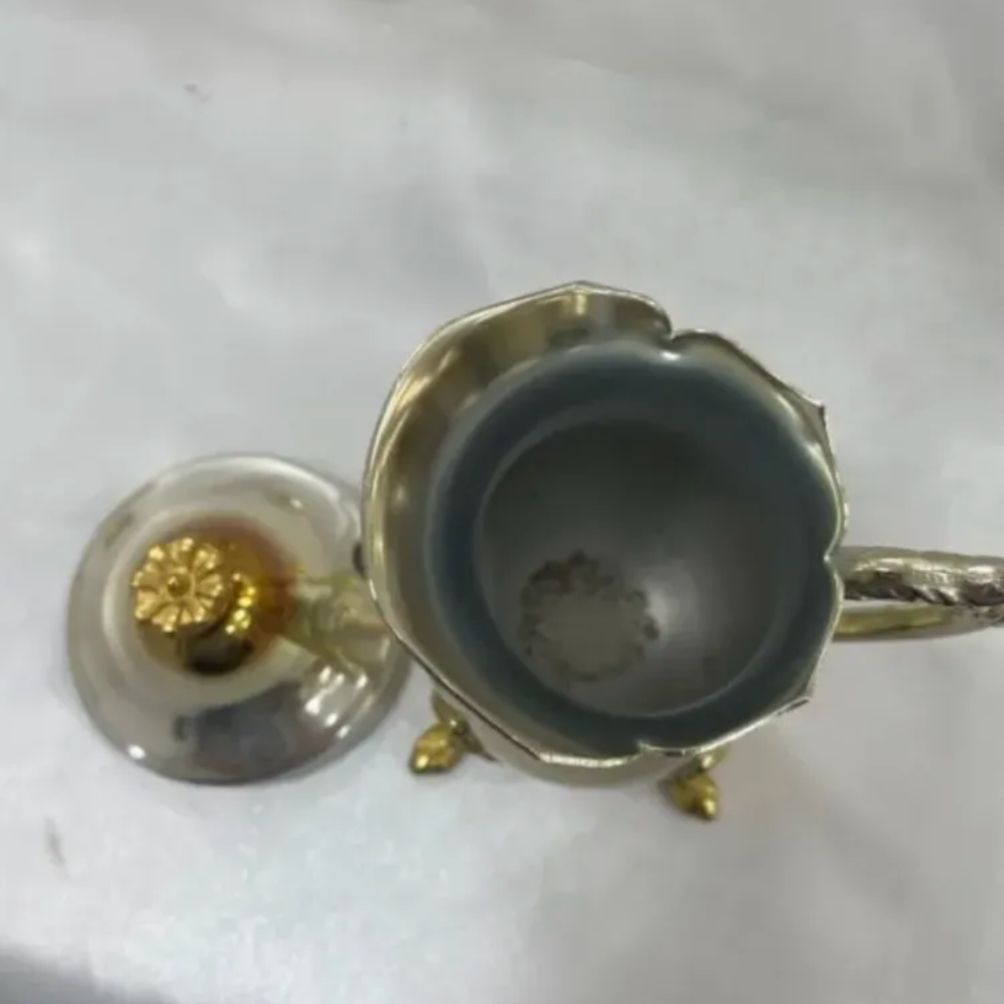 ミルクポット シルバー柄