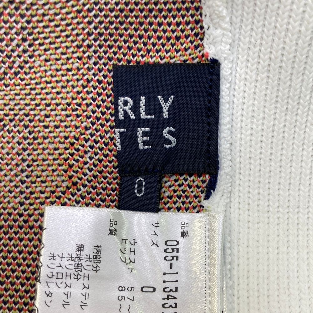 ロゴ柄 ホワイト系