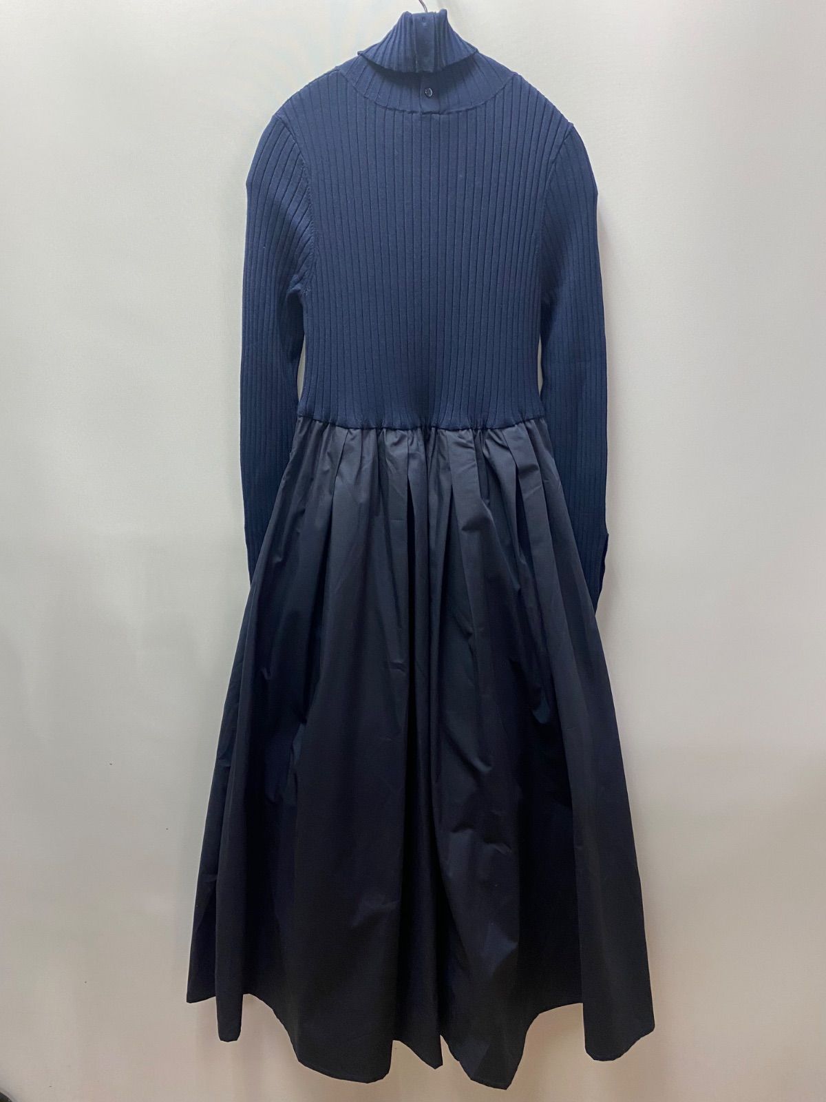 最終値下【新品】Regleamリブニット切り替えマキシワンピースネイビーMサイズ Regleam リブニット切り替えマキシワンピース ネイビー サイズM - メルカリ