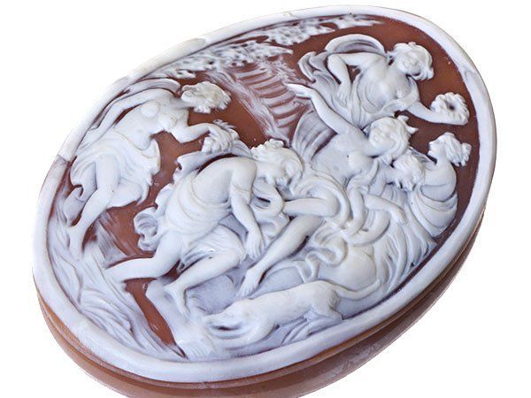 ジュエリー極】優雅な古代の情景彫刻 高級シェルカメオルース 60.5mm