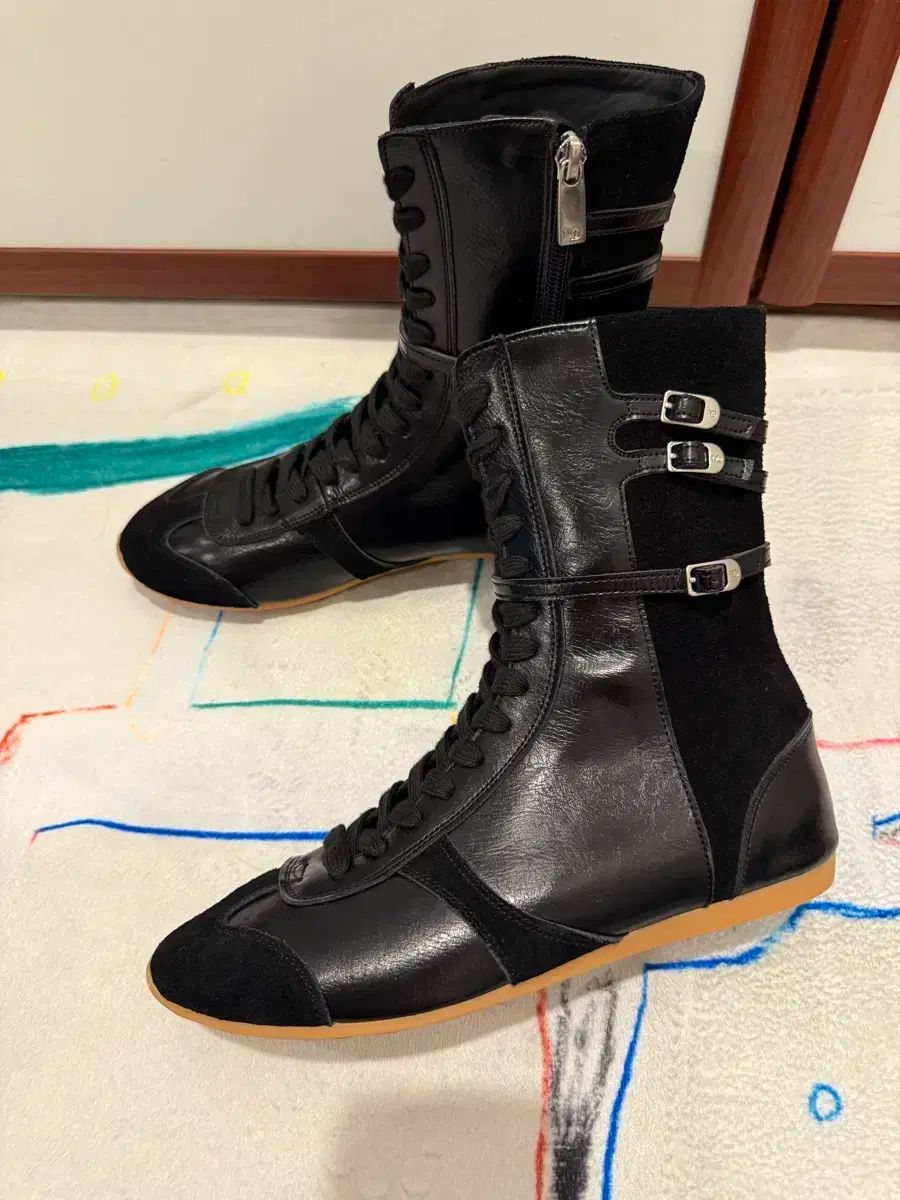 ムードナイト シンディ ボクサー レースアップ スニーカー ブーツ 240 ブラック