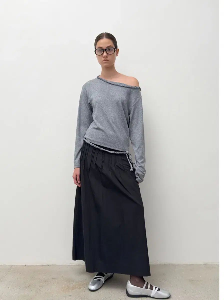 ダイアゴナル シャーリング トップス