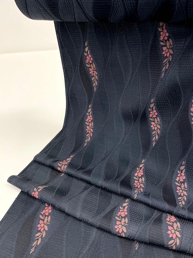 コート地 ふくれ織 紋意匠 立涌文様 正絹 反物 - メルカリ