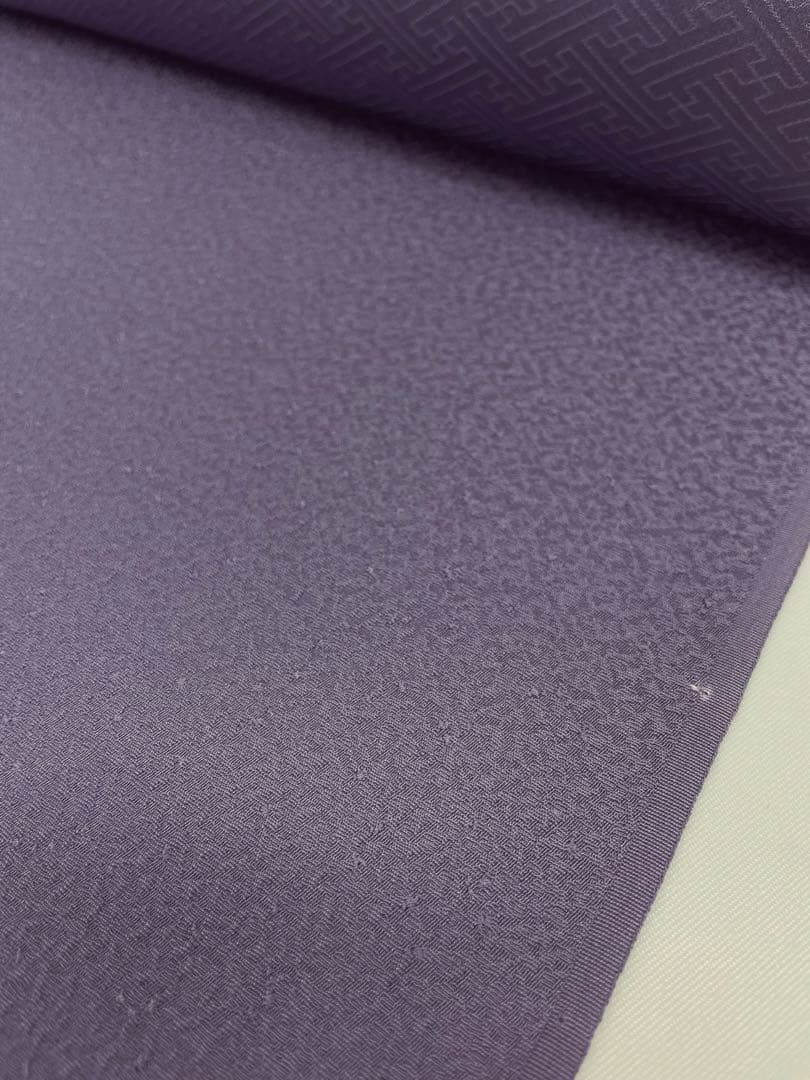 色無地 本草木染 紋意匠 八掛付き 濃鼠色 正絹 反物 - メルカリ