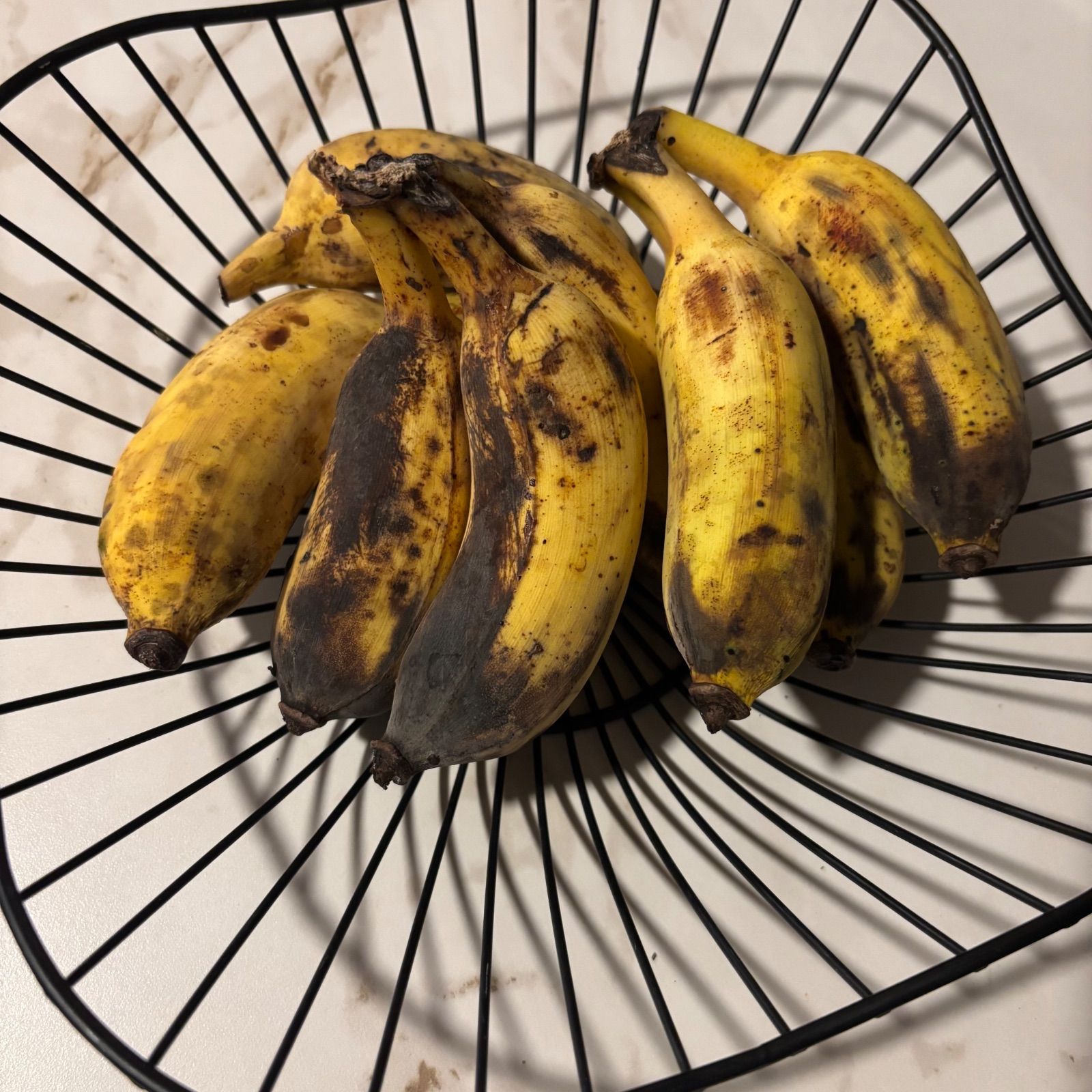 沖縄産アップルバナナ 2kg 農薬不使用 希少 - メルカリ