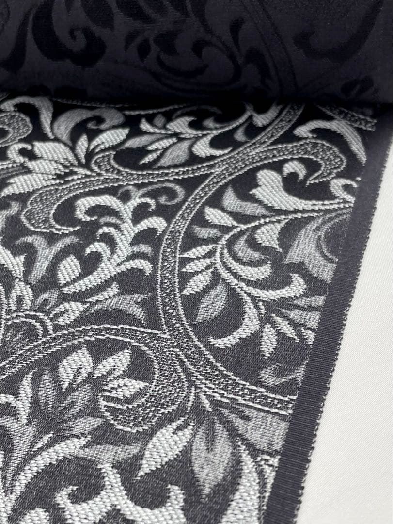 小紋 紋意匠 寿光織 正絹 反物 小紋 紋意匠 寿光織 正絹 反物 - メルカリ