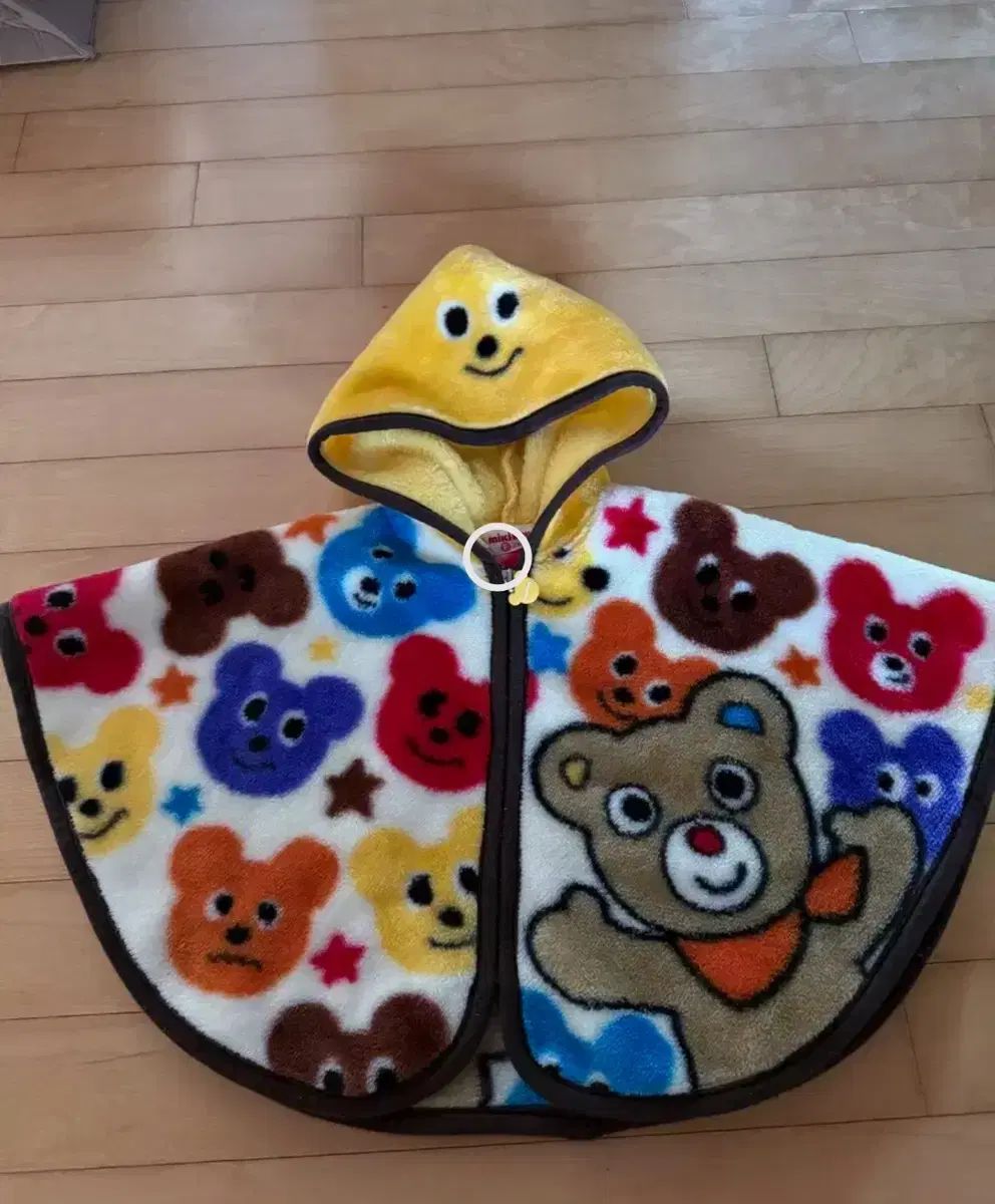 ミッキーマウス ハウス ファー ケープ ポンチョ 85