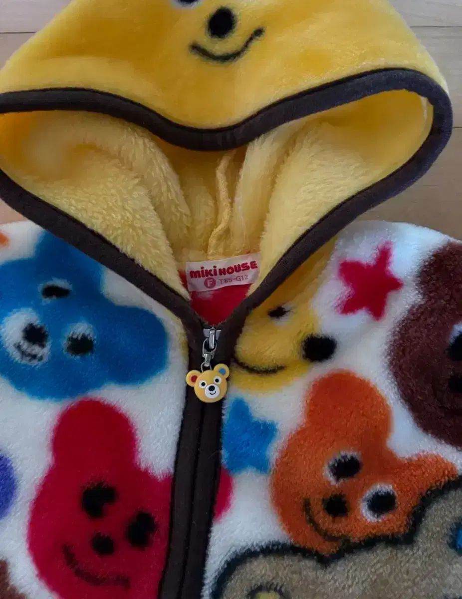 ミッキーマウス ハウス ファー ケープ ポンチョ 85