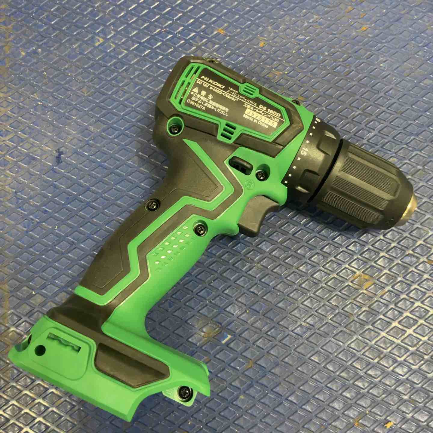 コードレスドライバドリル