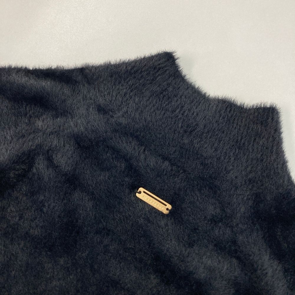 240101542332 ゴルフウェア