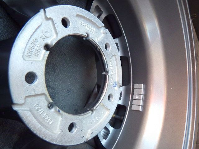 2979 B 新車外し スズキジムニーシエラー純正 ホイール 15x5.5J 5穴 PCD139.7 5 4本