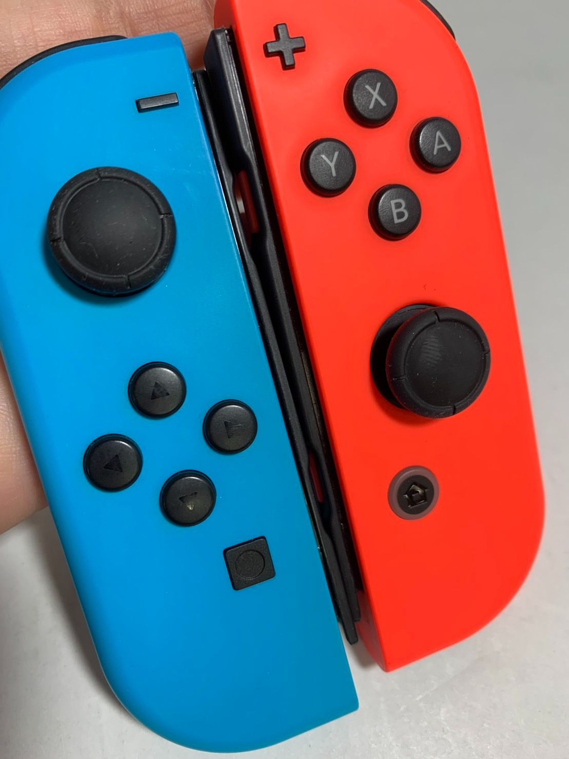 ネオンブルー R