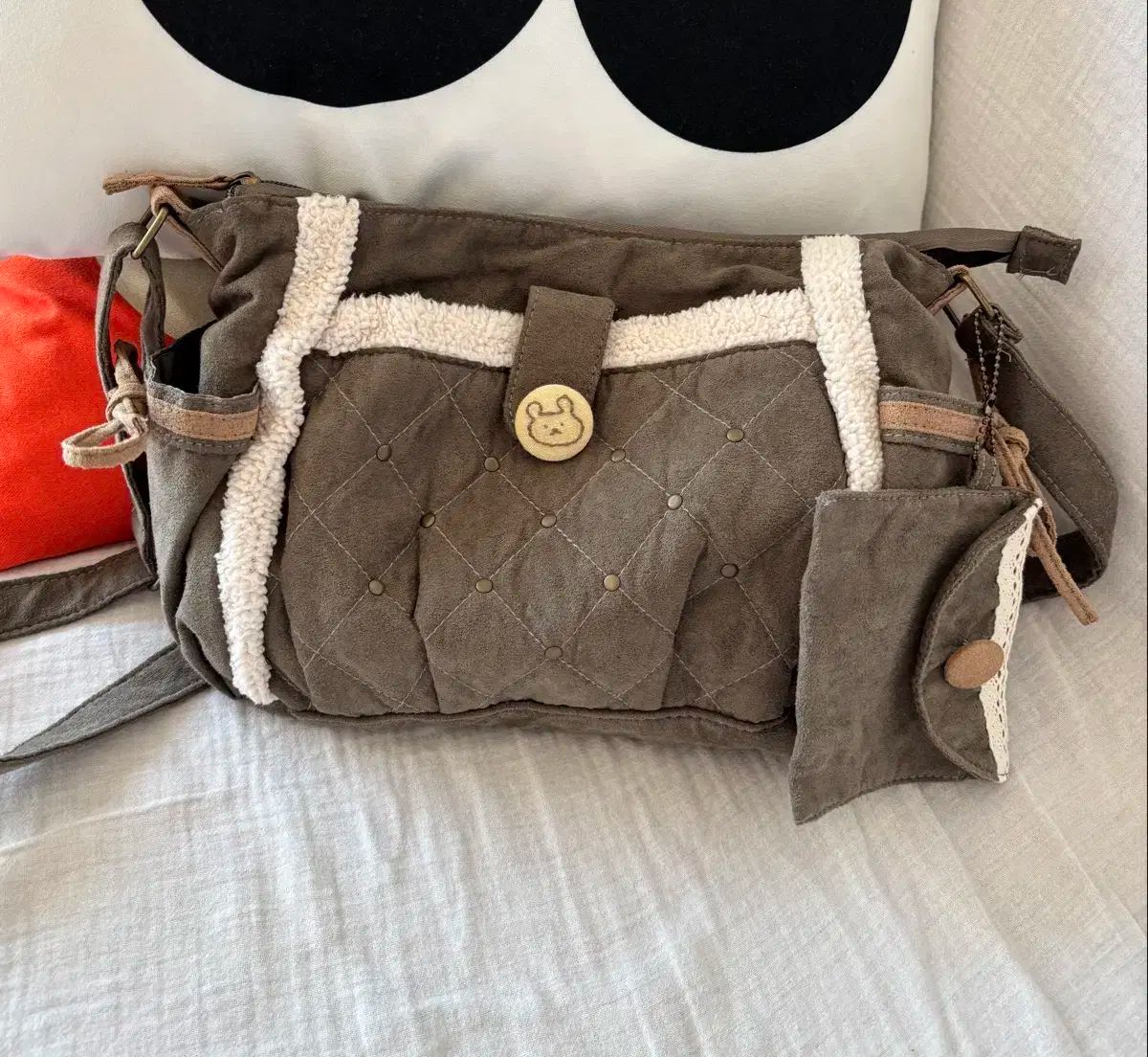 カーキブラウン ウィンターモリモリ クロスバッグ