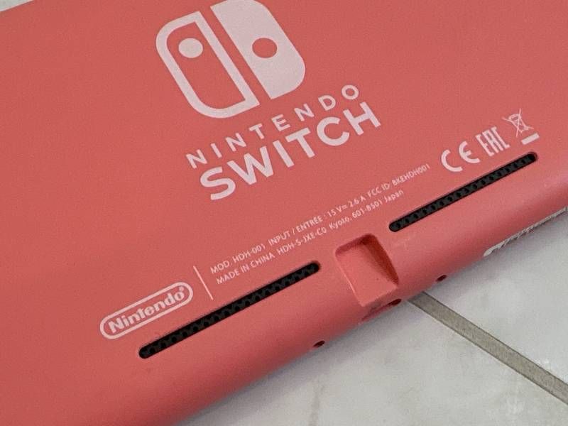 情報が満載。 Nintendo Switch Lite コーラルHDH-001 スイッチライト 本体 ジャンク品
