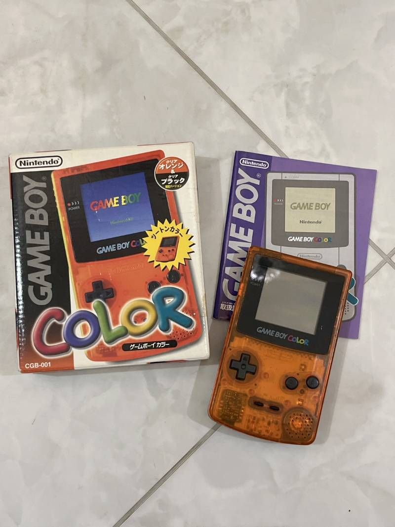 バージョン Nintendo GAME BOY COLOR ゲームボーイ CGB-001 クリアオレンジ×クリアブラック 動作 済み