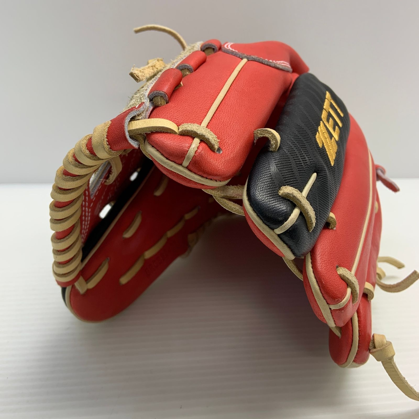 ゼット ZETT プロステイタス 軟式 大人 一般 投手用 グローブ ピッチャー グラブ 右投げ 品 野球 6691