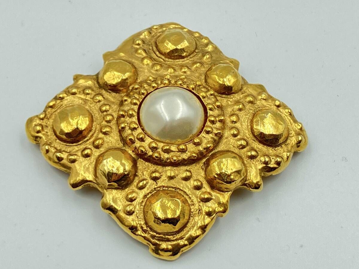 CHANEL シャネル 23 ブローチ パール