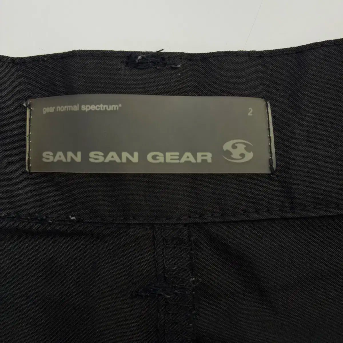 ナイロン カーゴパンツ