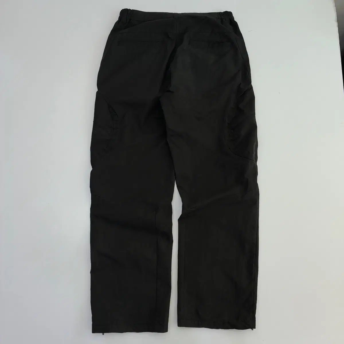 ナイロン カーゴパンツ