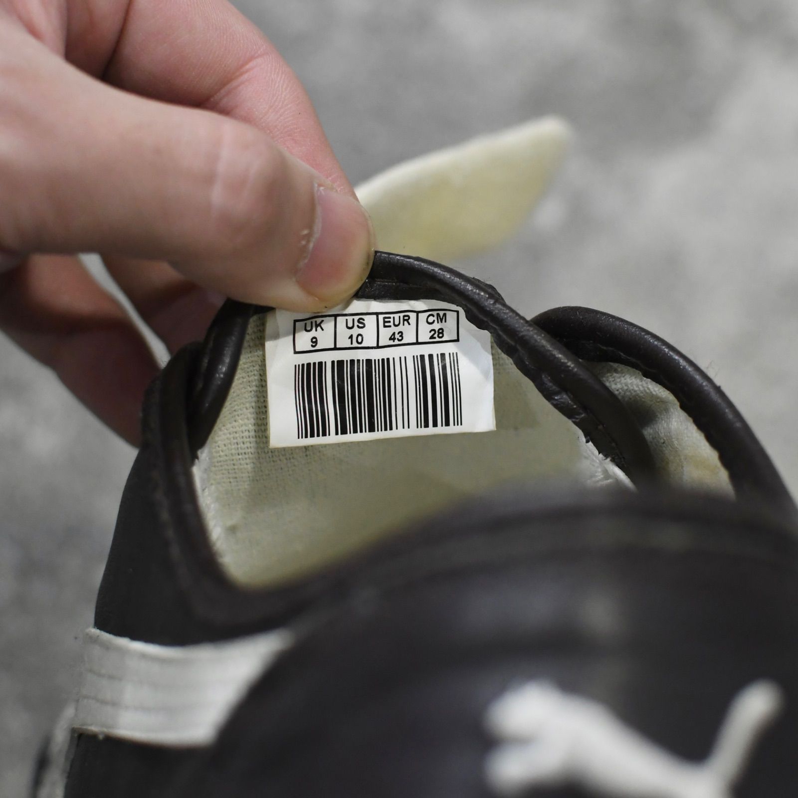 モストロL スニーカー