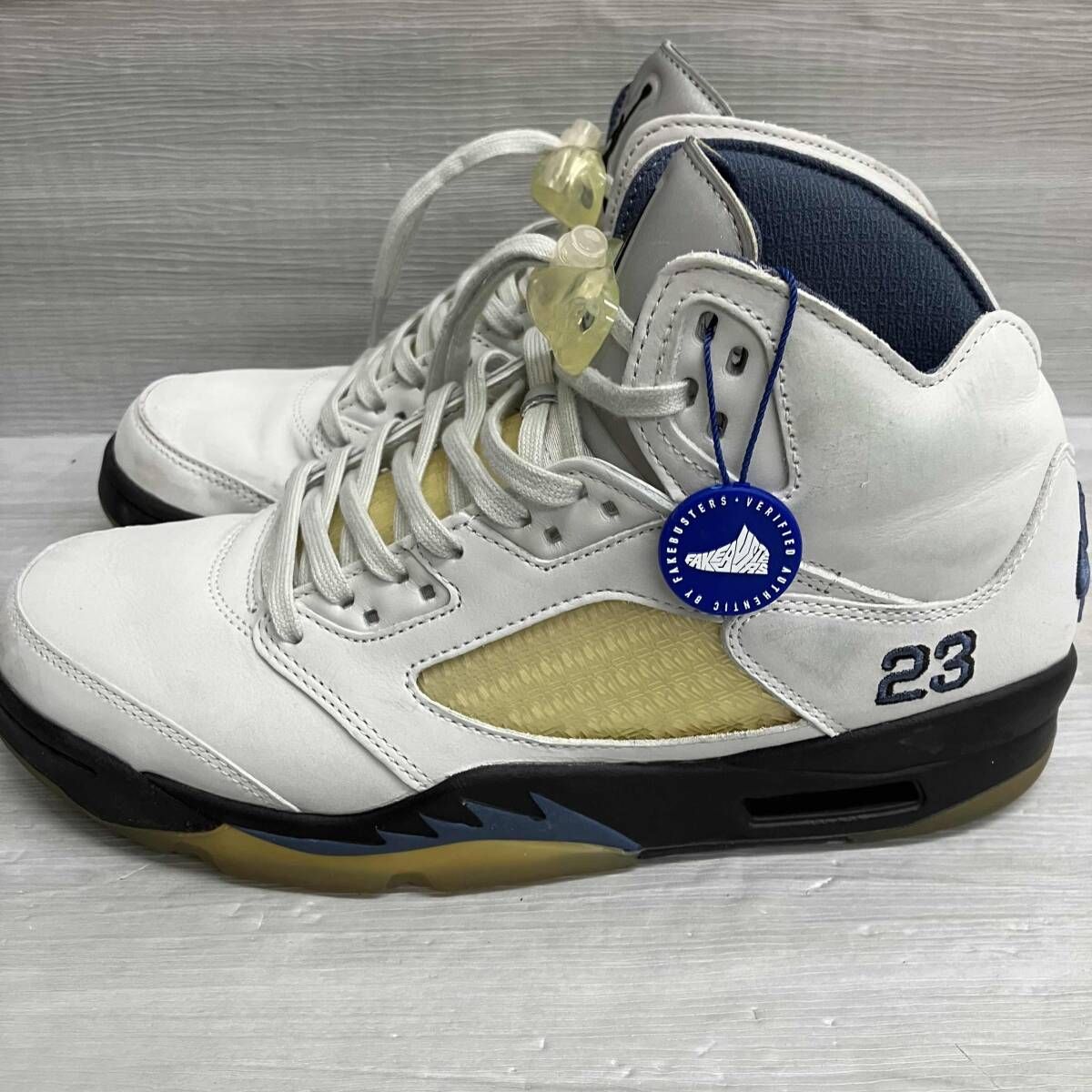 A Ma Maniere ×NIKE ア マ マニエール × ナイキ WMNS AIR JORDAN 5 RETRO SP FZ 5758 004 グレー× FAKE BUSTERS鑑定バッヂ付き 28.0 cm