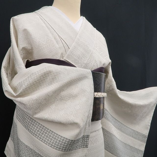 モノトーン 着物