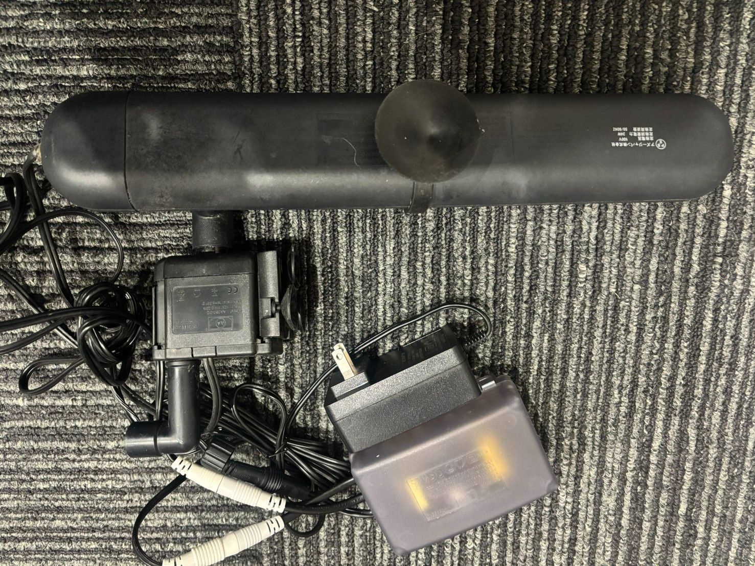 アズー UVステライザー 24W （殺菌灯）（中古美品） 中古】アズー（AZOO）UVステライザー24W 殺菌灯 - メルカリ