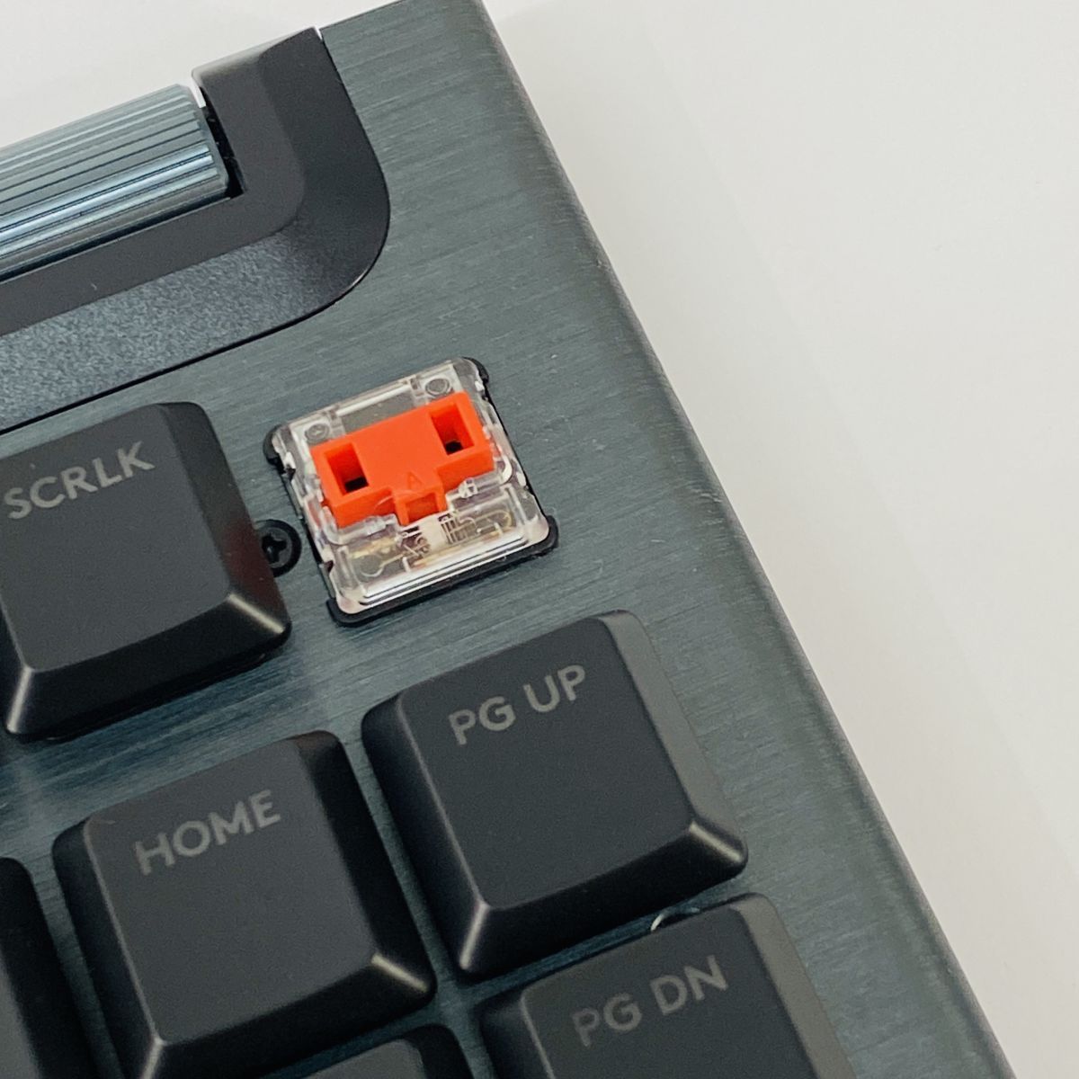 メカニカルゲーミングキーボード