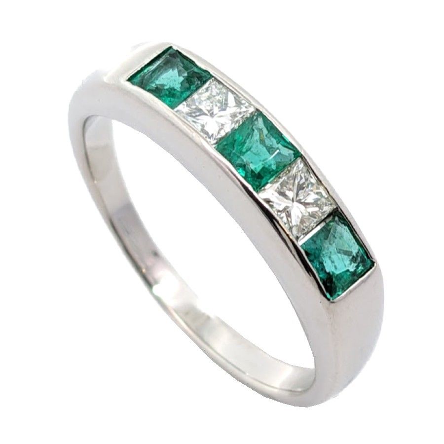 Pt900 エメラルド×ダイヤモンド リング - メルカリ