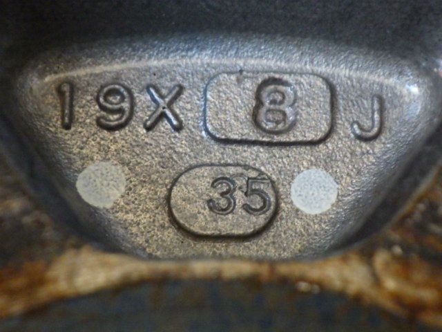 ホイール 19x8.0J