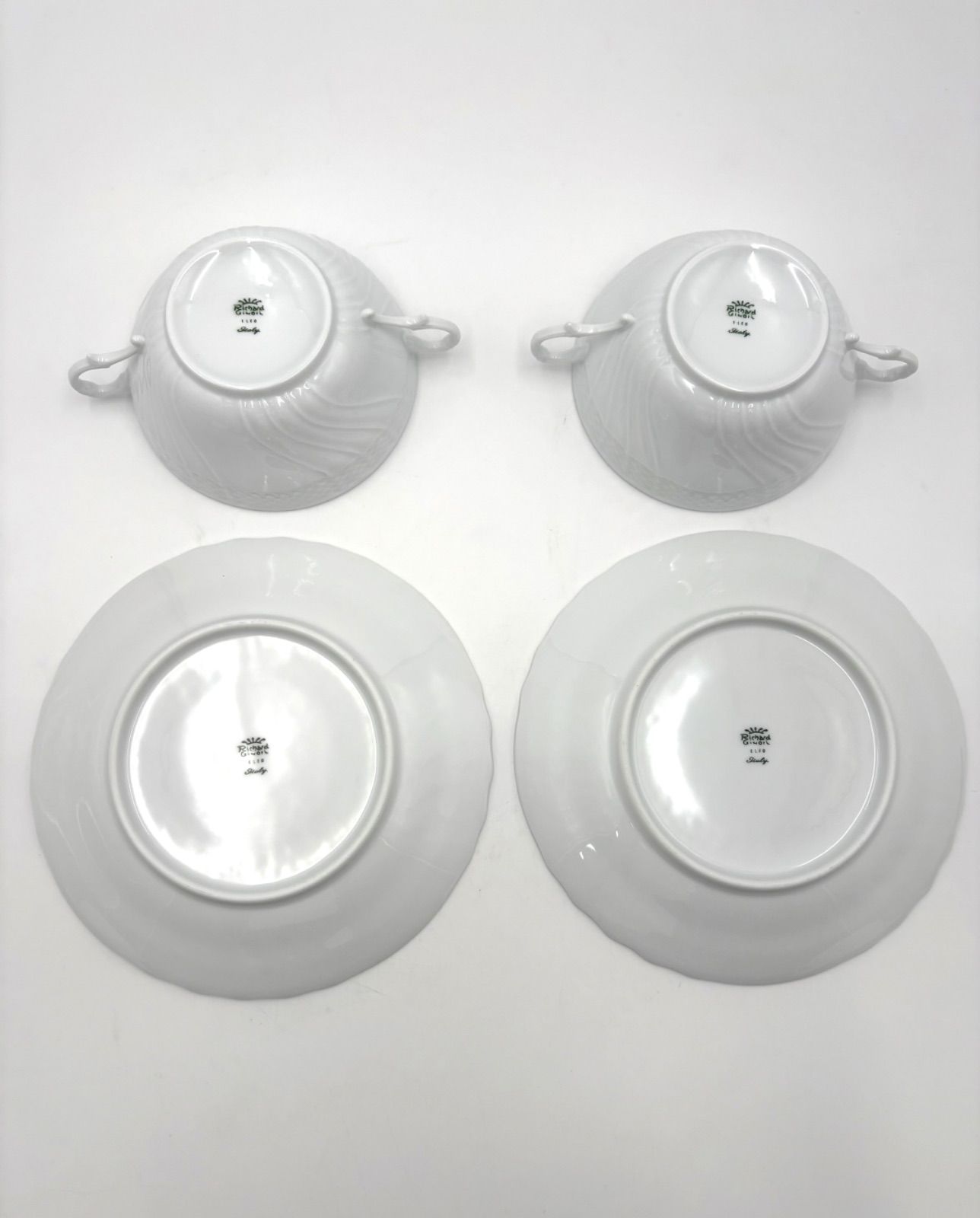 ベッキオホワイト