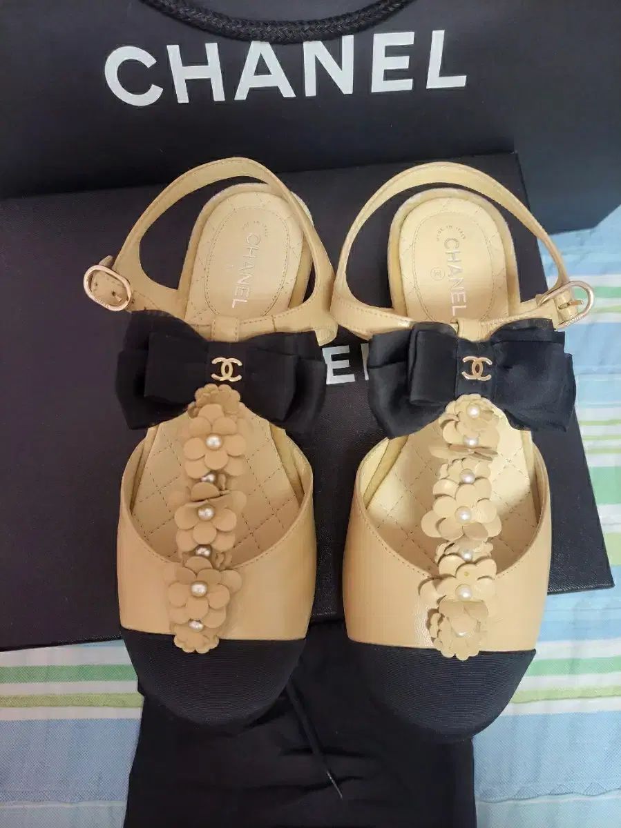 CHANEL シャネル カメリア リボン MARY JANE メリージェーン バレリーナ フラットシューズ ストラップ プリンセス サンダル