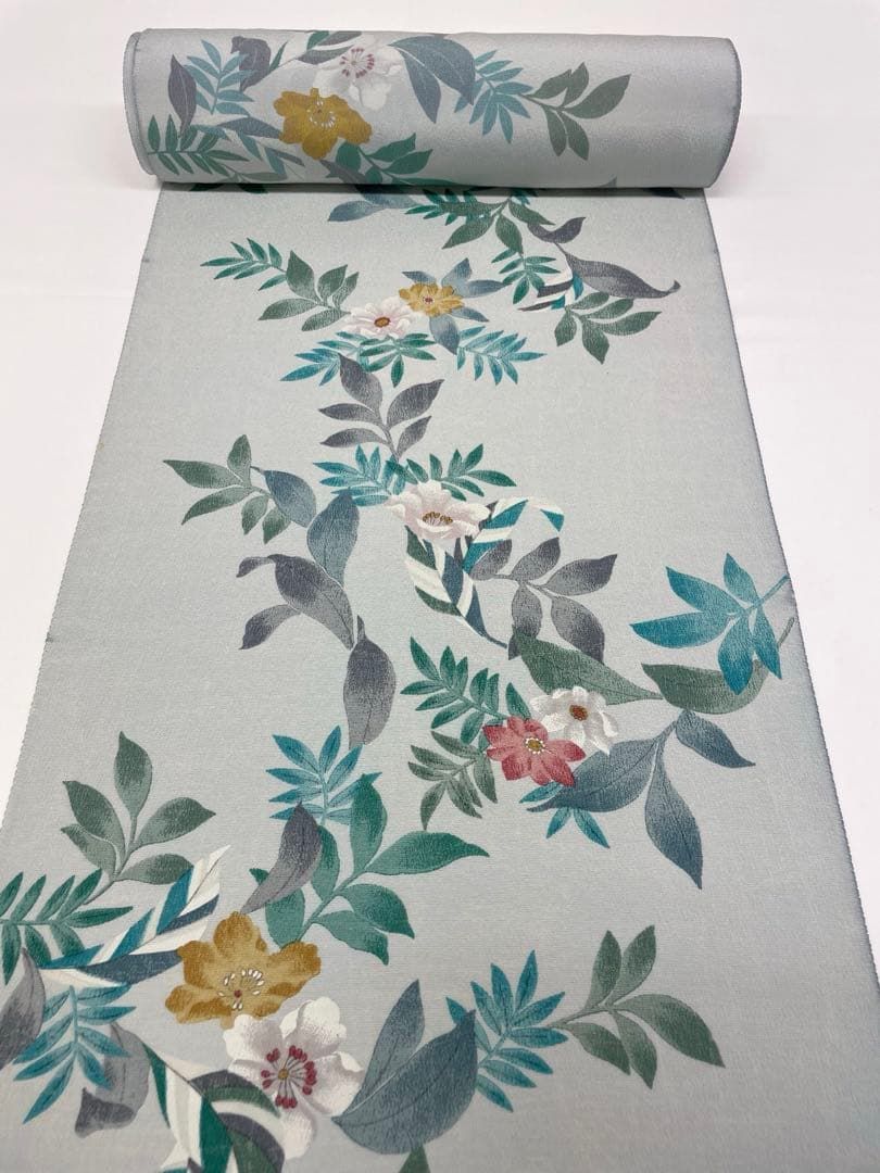 小紋 手描 ちりめん 草花 正絹 反物 小紋 手描 全体柄 ちりめん 草花 正絹 反物