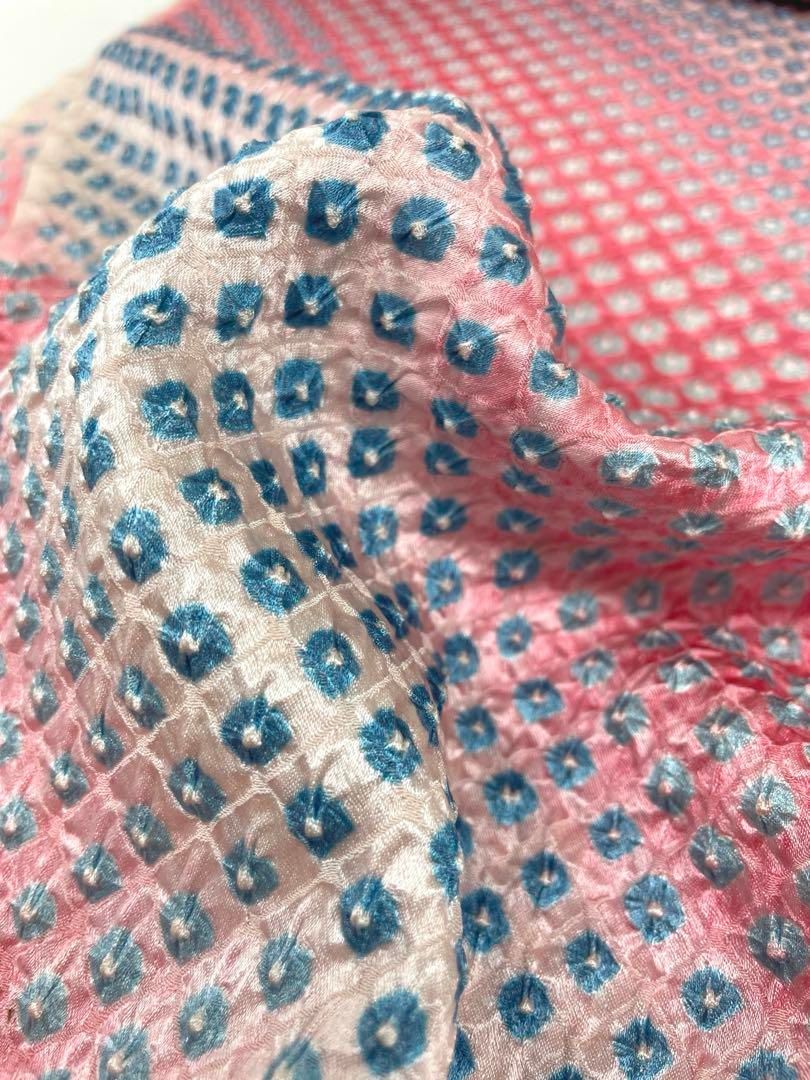 コート地 総絞り 紋意匠 正絹 反物 - メルカリ