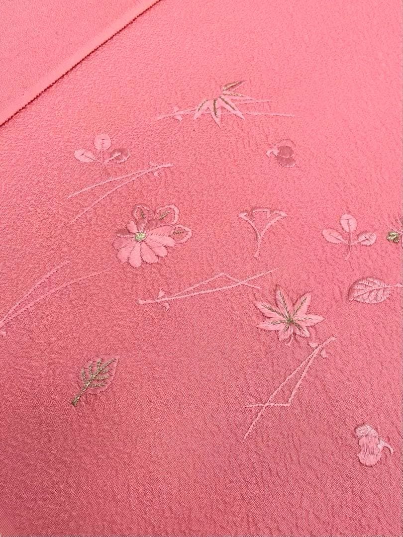 付け下げ 刺繍 紋意匠 吹き寄 八掛付き 正絹 反物 - メルカリ