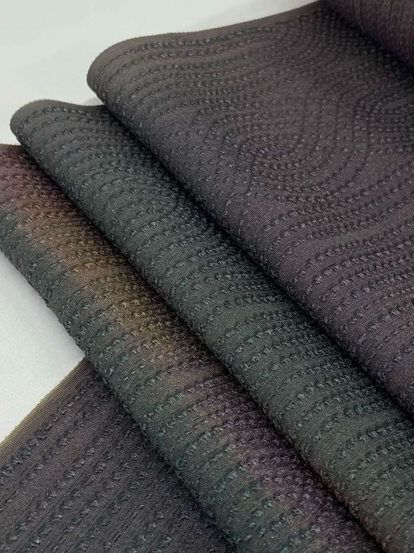 ロングコート地 ふくれ織 紋意匠 ぼかし染 正絹 反物 - メルカリ