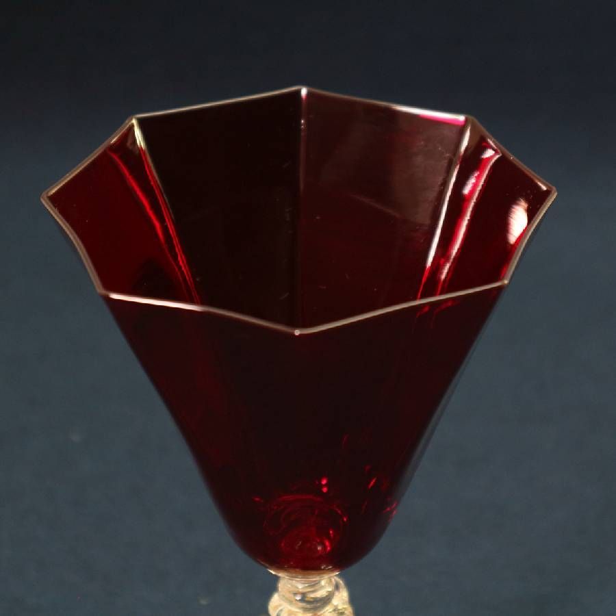 ムラーノガラス ワイングラス 赤 金箔 魚モチーフのステム ベネチアングラス イタリア製 品 伝統工芸 アンティーク調 クラシカル 288f21