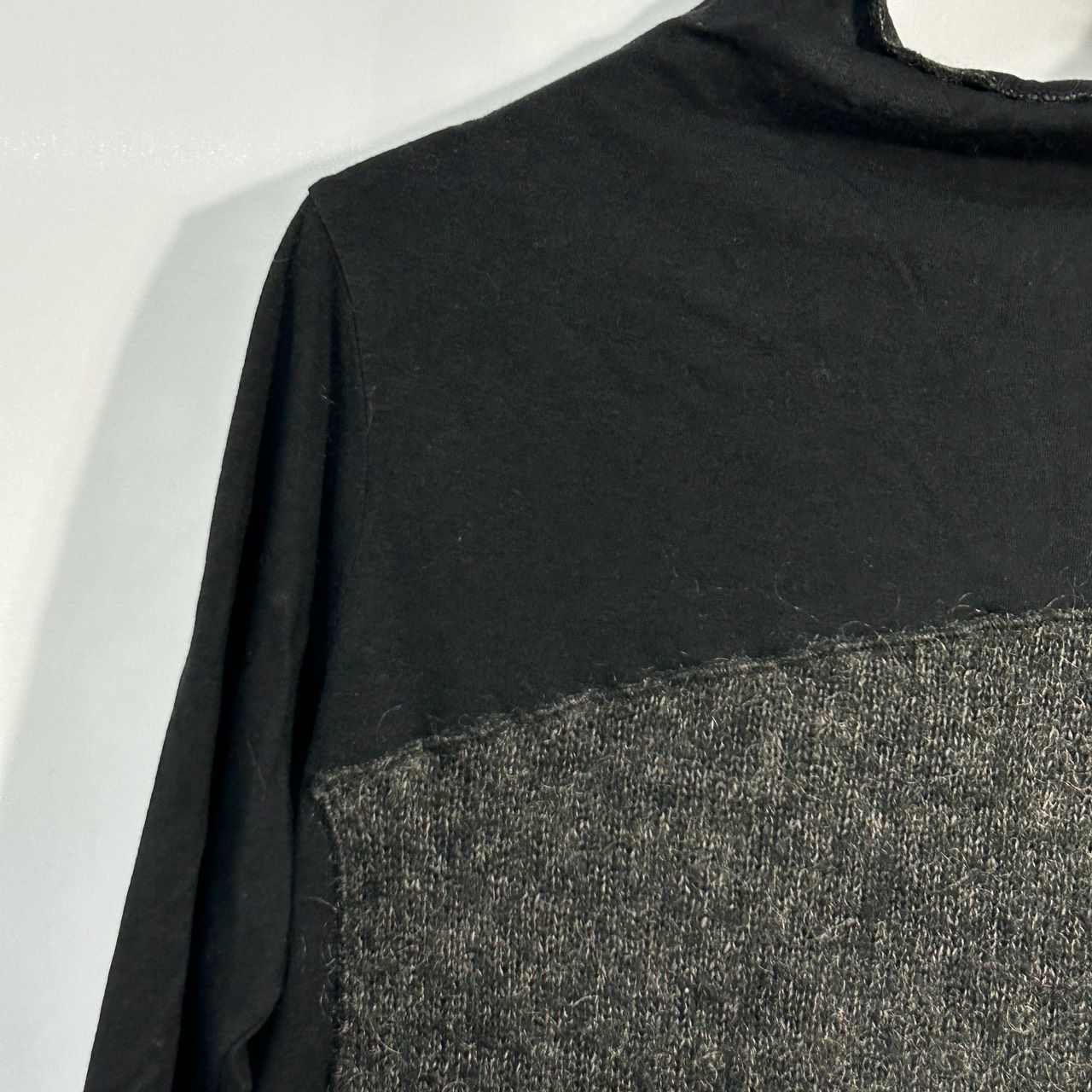 芽風　センソユニコ トップス　Tシャツ　カットソー　デザイン　ブラック 芽風 トップス 芽風 センソユニコ トップス Tシャツ カットソー