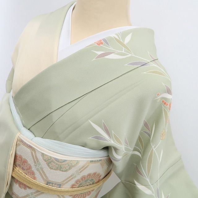 ❁tomihisa❁新品 着物 正絹“花の枝垂れにその身を映し四季折々に染め