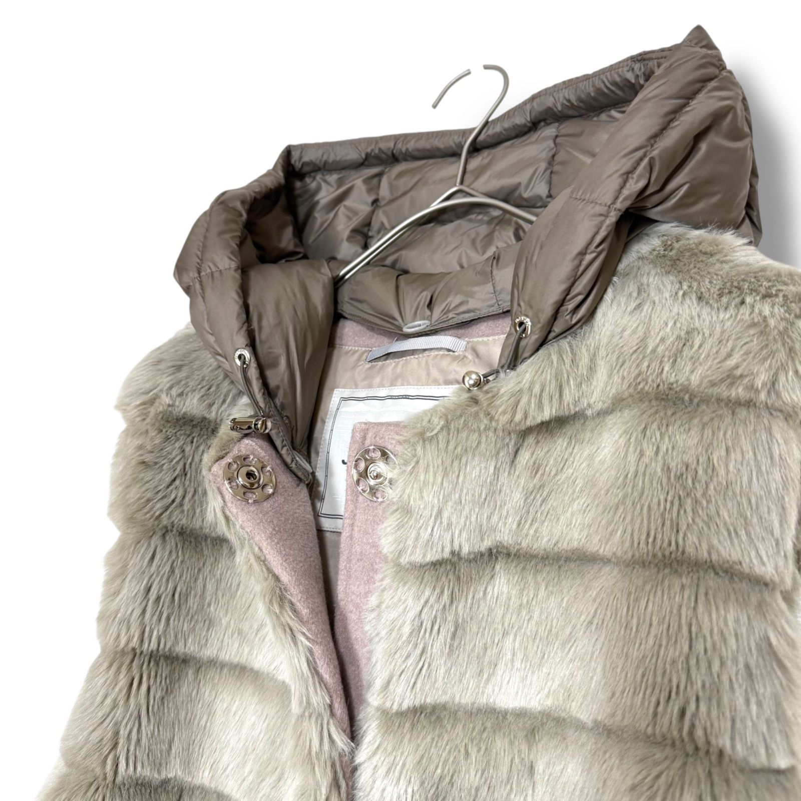 美品 MOORER社 JAN MAYEN ふわふわエコファー ダウンベスト 雑誌掲載品