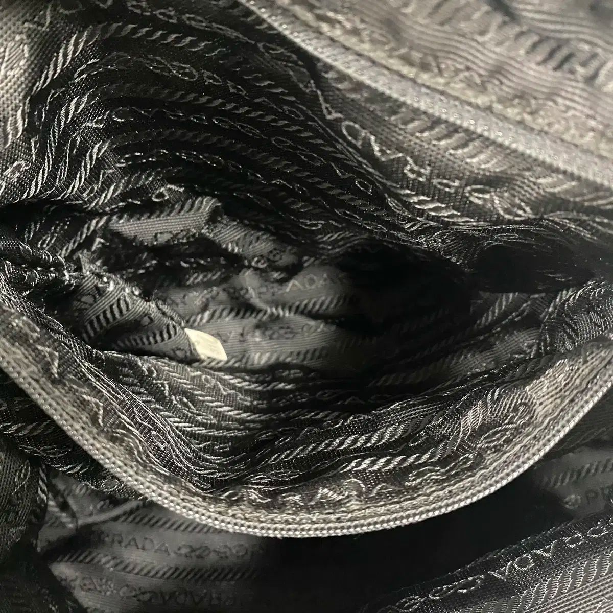 PRADA ヴィンテージ PRADA ブラック ポコノ 三角ロゴ ナイロン バックパック DECORATOM_COM_BR