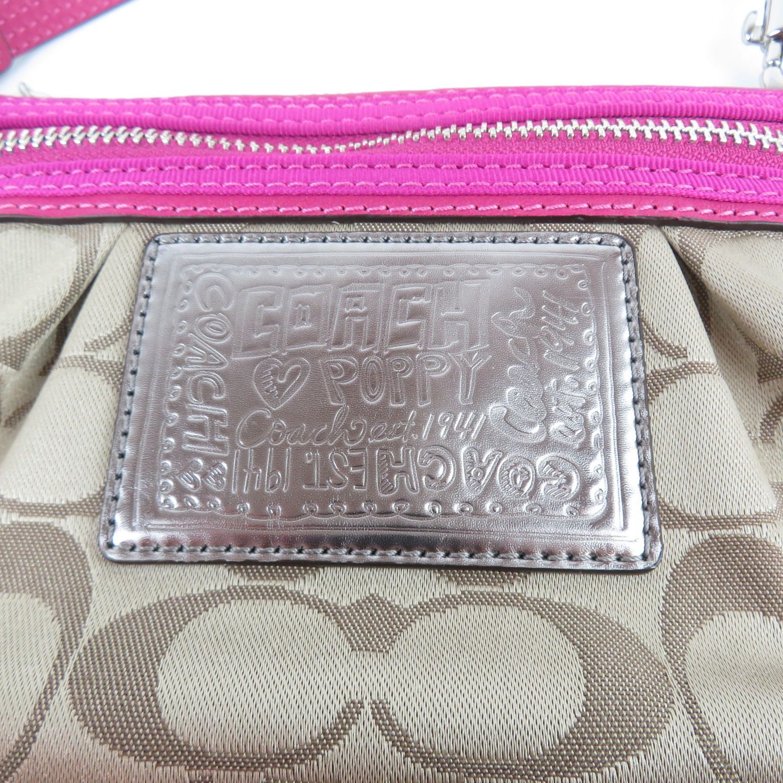 新品未使用】コーチポピーちゃん ピンキー ケース ミニポーチ【154