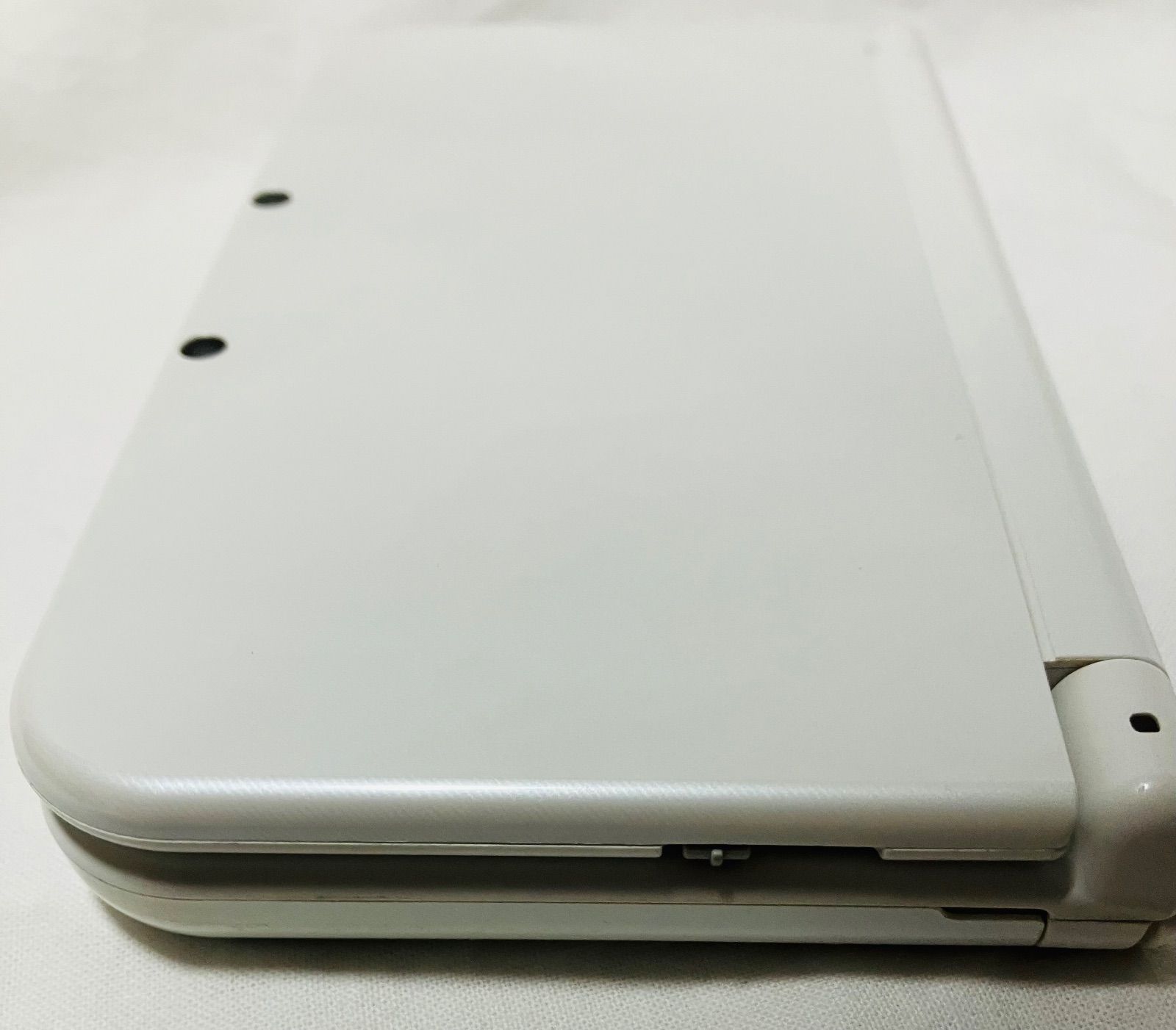 パールホワイト