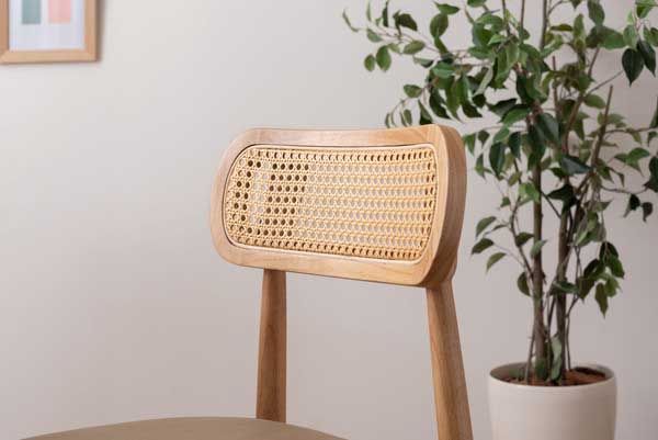 ２脚セット 天然木 ラバーウッド のダイニングチェア スウェード調座面 人工ラタン背もたれ W45×D47×H80×SH46cm No.813 ベージュ MARWIL-DEMENAGEMENTS_CH