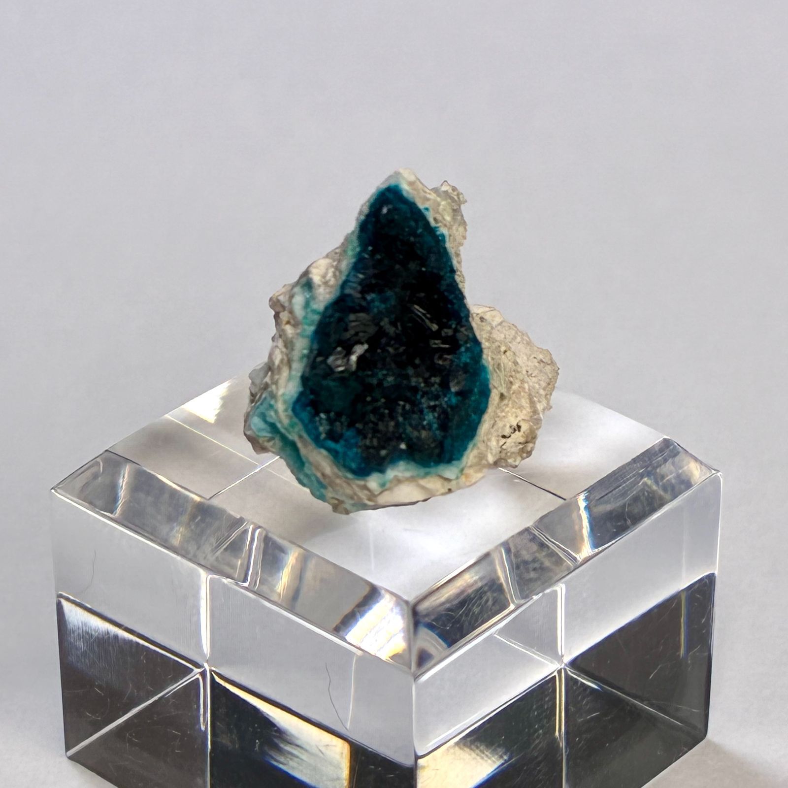 コンゴ共和国 パラバンダ産ヘミモルファイト 一点物 原石 鉱物 天然石 パワーストーン No.1710