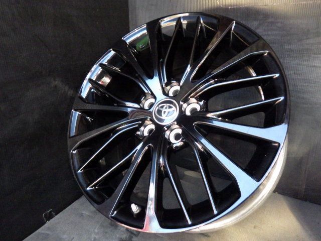 カムリ ホイール