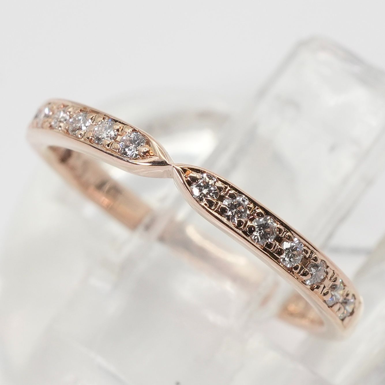 公式】「アナとエルサのフローズンジャーニー」をテーマにしたグッズ