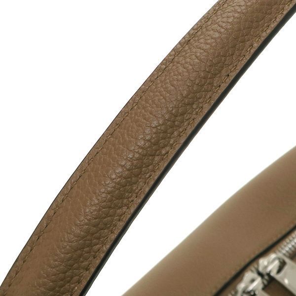 ミディアム 7VA672ASIHF1TR0